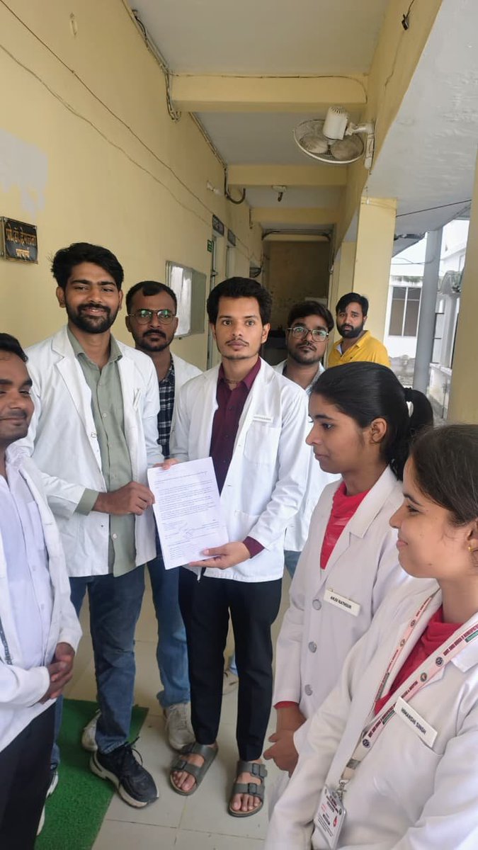 ShaileshKues9's tweet photo. #25kforAYUSH #hikeAYUSHstipend
@SureshKKhanna
@CMOfficeUP
@dayalugurubjp
@upayushdept https://t.co/t8P4ueAyNz