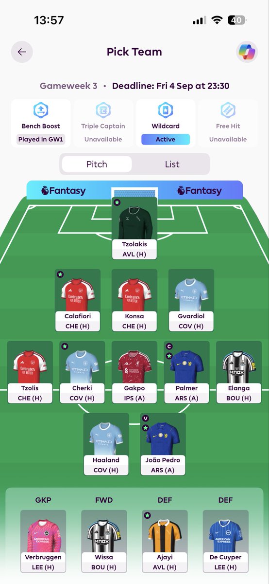 ArxonRoy's tweet photo. Played WC in GW3 and currently on this draft but considering foden instead of gvardiol and also keeping an eye on saka https://t.co/s8ZTMxlW7z
