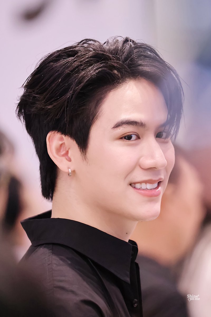 ShineOnMe_mm's tweet photo. ดีใจทุกครั้งที่ได้เจอเลยคับ :)

SATANG AT MATTER MAKERS

#MATTERMAKERSxSATANG https://t.co/jCn4fVOSvc