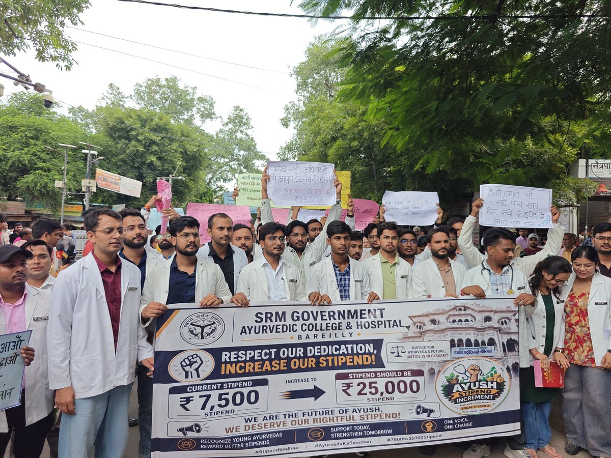 NarendraRaj2p's tweet photo. This movement for AYUSH Stipend Equality.
For a fair internship stipend.
One voice. One demand: ₹25,000/ month
@ayushupdept
@dayalugurubjp @SureshKKhanna @CMOfficeUP
@upayushdept @moayush
#25kforAYUSH #hikeAYUSHstipend #AYUSHInternsUP https://t.co/BDhYcMJosY
