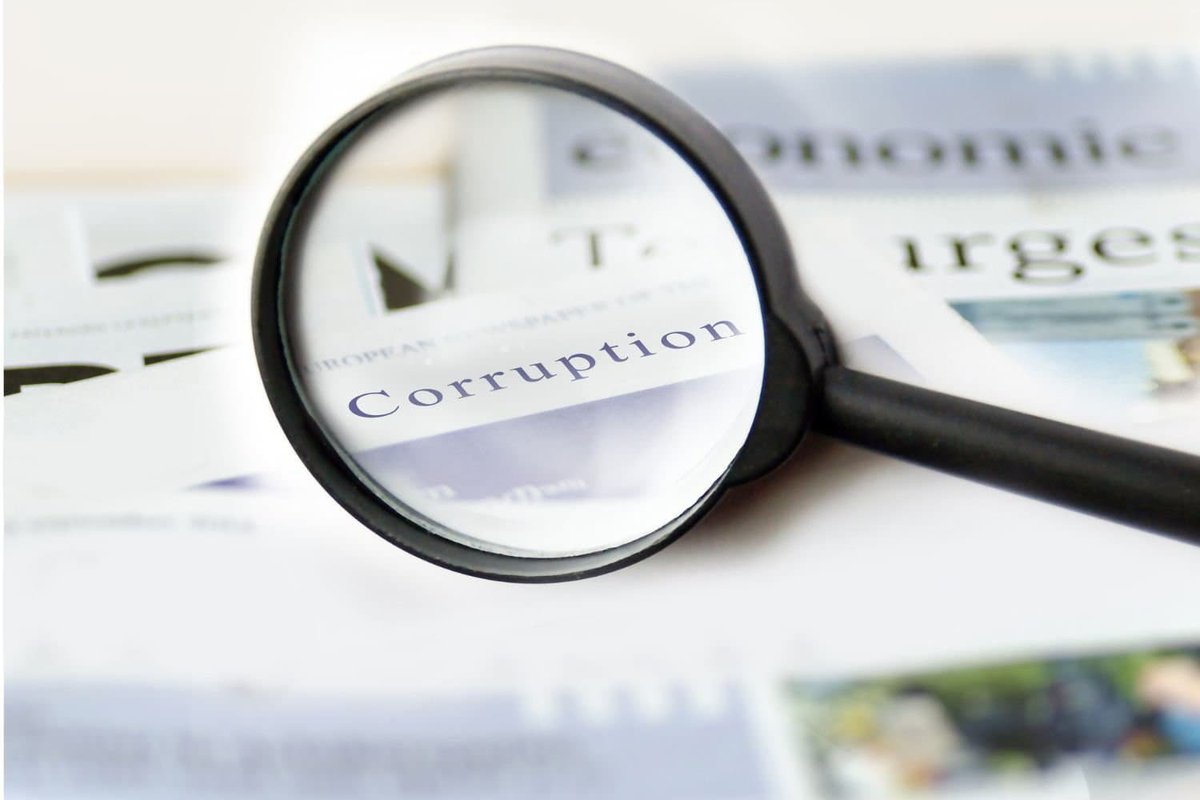 Powerfm987's tweet photo. [ON AIR] South Africa’s corruption problem: From state capture to organised graft, the fight now has to move beyond prosecution.

@Makhanya1937 is in conversation with University of Johannesburg Office of the General Counsel, Priscilla Molebatsi. 

#POWERTalk https://t.co/kAzn36o2IN