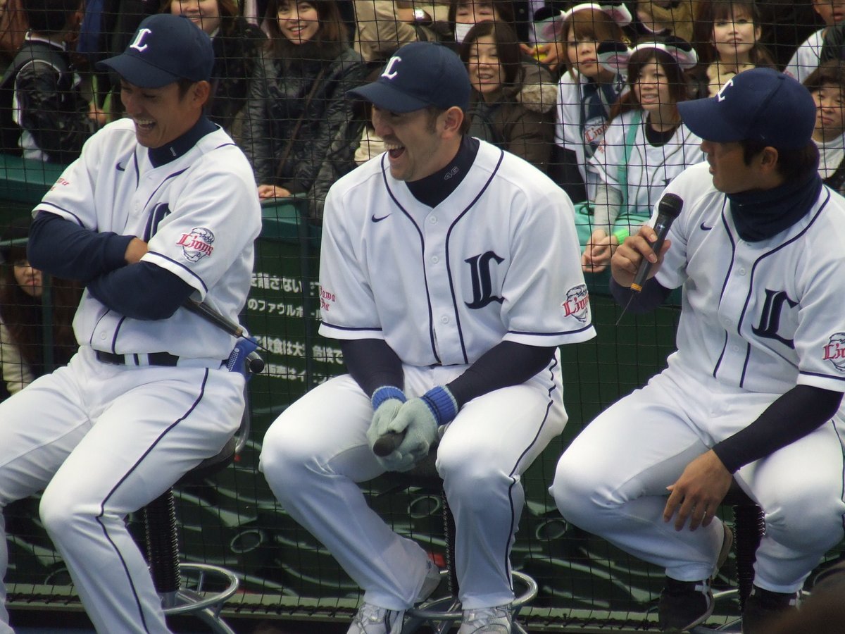 greenke33's tweet photo. 2009ファン感
栗山さんはここにいた
外野手トークショー（友亮、栗山、GG、赤田、大崎）
大崎が小野寺VSゴメス後藤武敏をやって全部もっていった記憶 https://t.co/Nu5IK4im8W