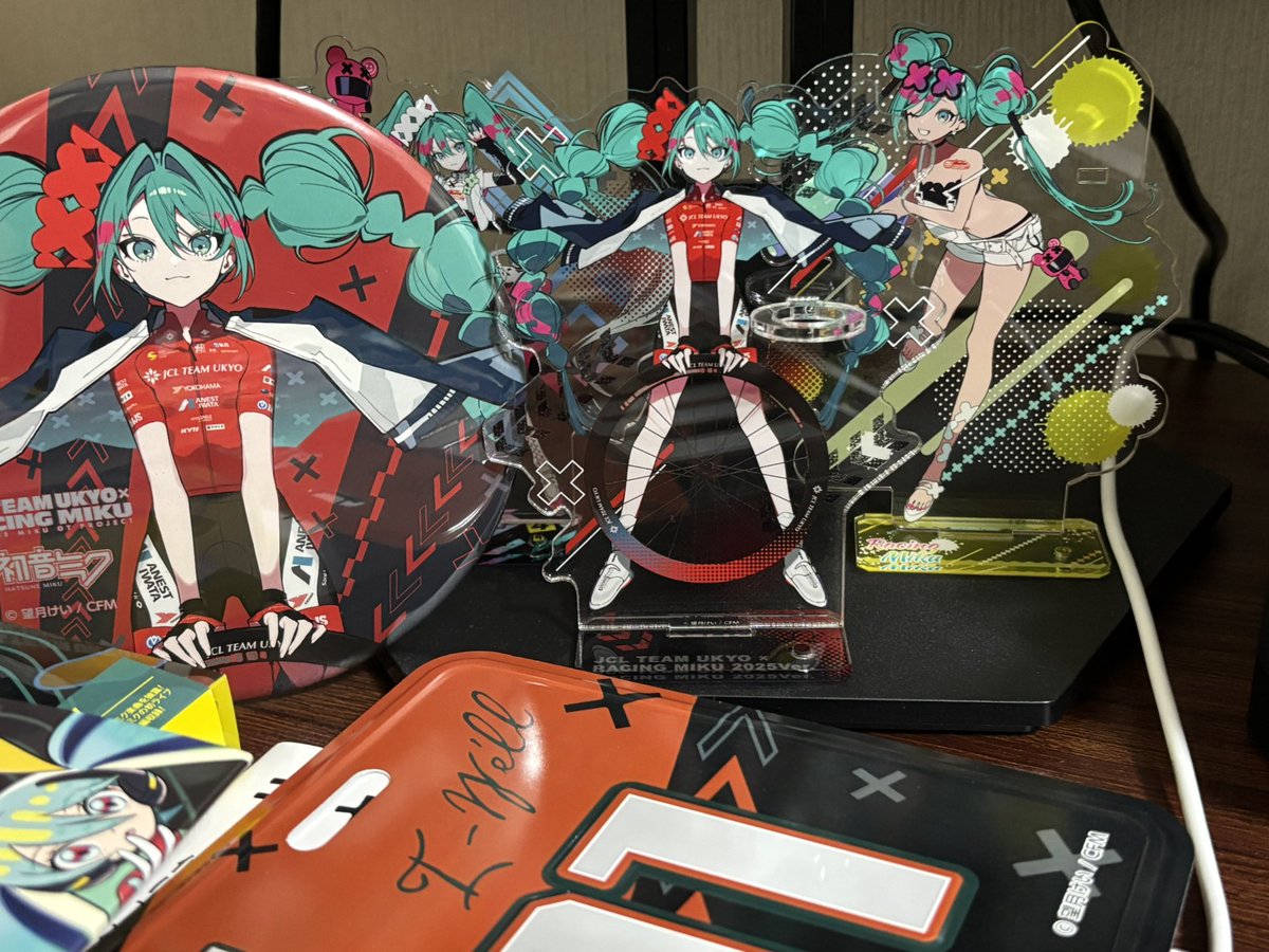 totemo2230146's tweet photo. アクスタと同じくらいのデカさってすごいな https://t.co/1NeW3dsm4Y