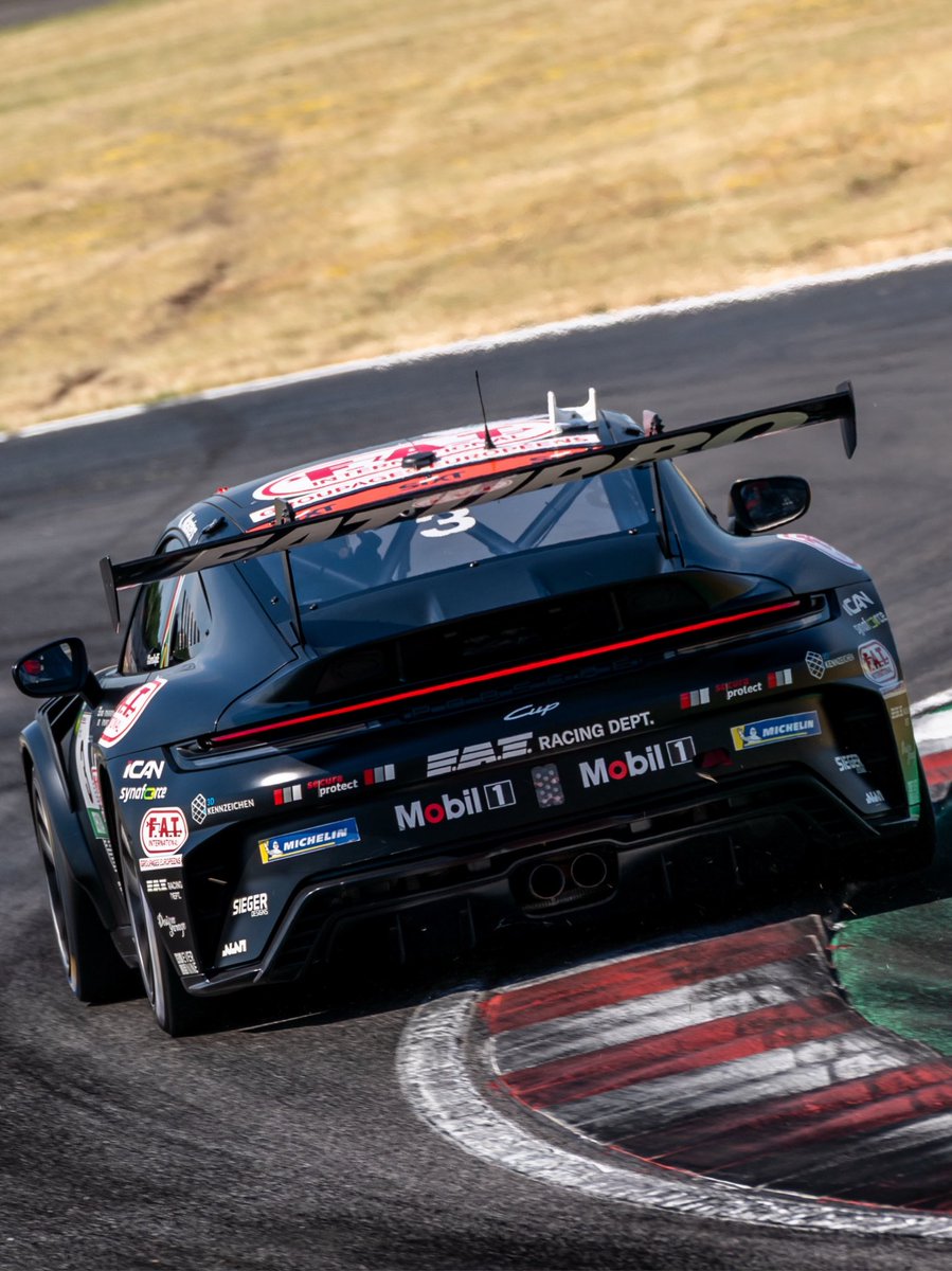 CarreraCupDE's tweet photo. #Consistency is key to success. 💪 Keagan Masters 🇿🇦 of @ProtonRacing leads the overall standings in the @CarreraCupDE with 210 points.

So far, he has secured 8️⃣ podium finishes:  🥇 2x, 🥈 5x, 🥉 1x. https://t.co/H3yb03hUb2