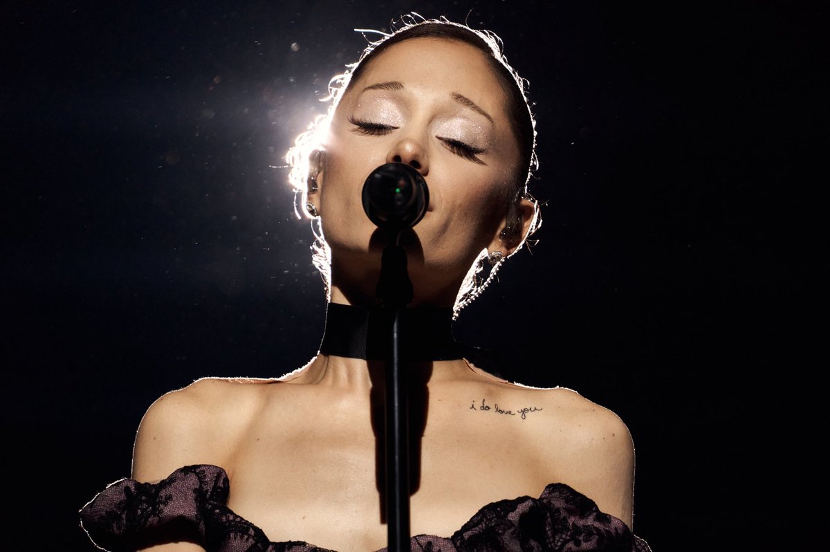 PopCrave's tweet photo. Ariana Grande’s ‘eternal sunshine’ tour grossed $107.9 million across its 41 shows, selling 638K tickets.

📸: Julian Dakdouk

🔗: https://t.co/00U1l0iRSz https://t.co/6flqP8Uu47