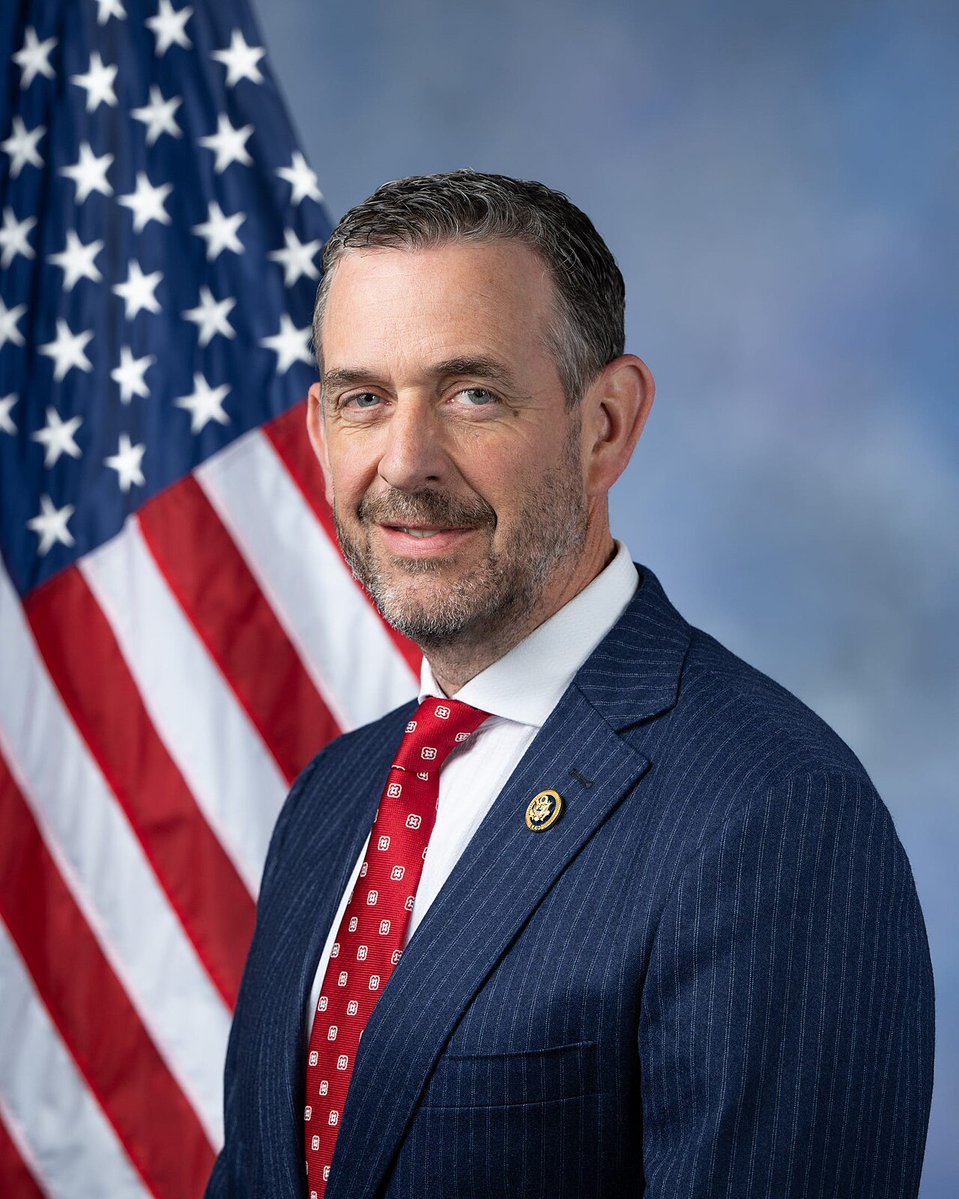 QuiverQuant's tweet photo. JUST IN: We just caught another interesting trade.

Representative Michael Rulli bought stock in a data center company called Equinix, $EQIX 

Rulli sits on the House Committee on Energy and Commerce. https://t.co/flgrDEs8KM
