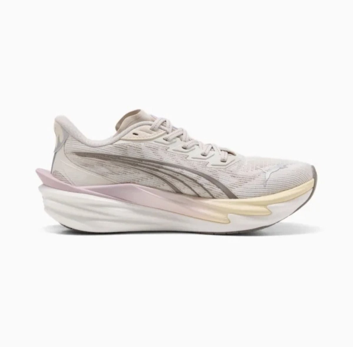 hlsyou's tweet photo. sepatu running puma 2 jutaan aja🏃‍♀️🏃‍♀️
super excited karena ada potongan voucher 400 ribuan dan dapet gratis ongkir dri blibli😋
https://t.co/dVfhTqoHKl https://t.co/lVfALqCpKm