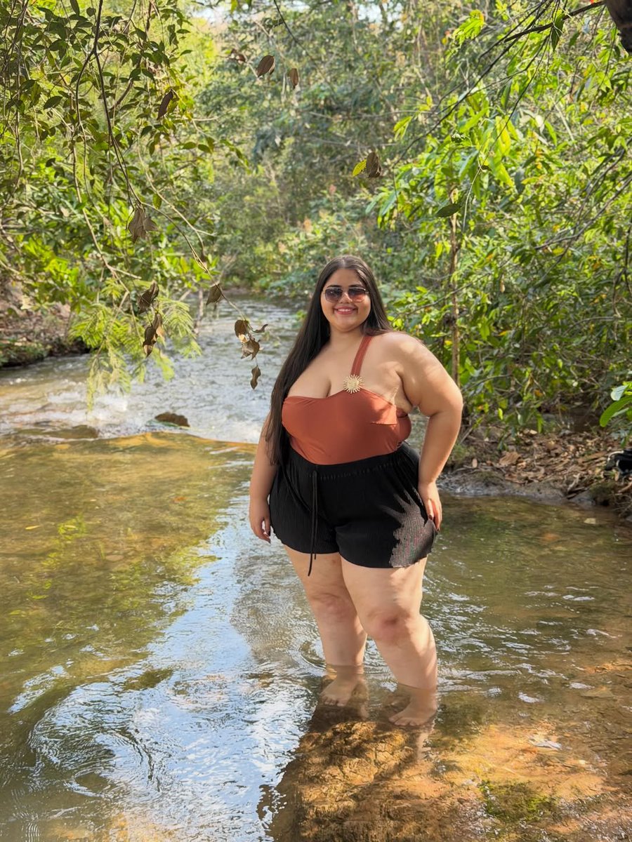 PlusSizeHub_2's tweet photo. Alice Freire Almeida https://t.co/kpAcEB0qwb