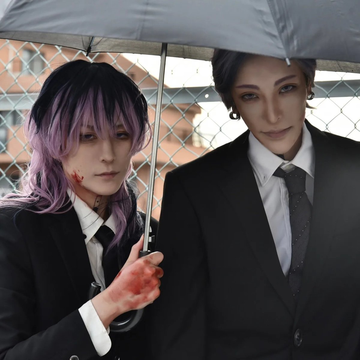 coo_07_vivi's tweet photo. 喪服灰谷兄弟まとめ
 ※血糊 捏造 cos https://t.co/0bX4zAQhs5