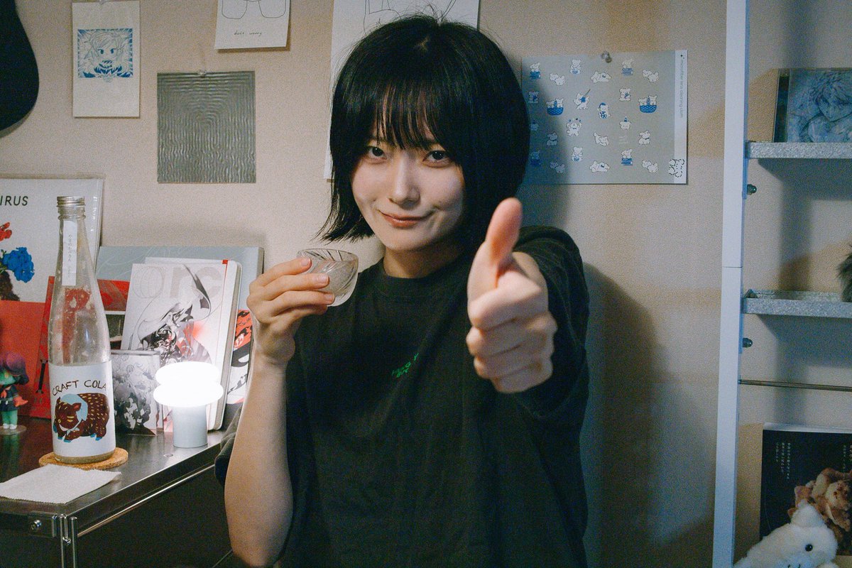 _aopyun_'s tweet photo. CRAFT COLA／やまのかみさん

コーラ粕を使った、コーラ味のどぶろく🥤
めーちゃうますぎる！

スパイス感たっぷりのクラフトコーラに、まろやかで甘いどぶろくが合わさった新感覚のお酒。
食感はほわほわ優しくておもしろい♩

コーラ好きにはぜひ飲んでみてほしい１本！ https://t.co/CcVpgPd8s0