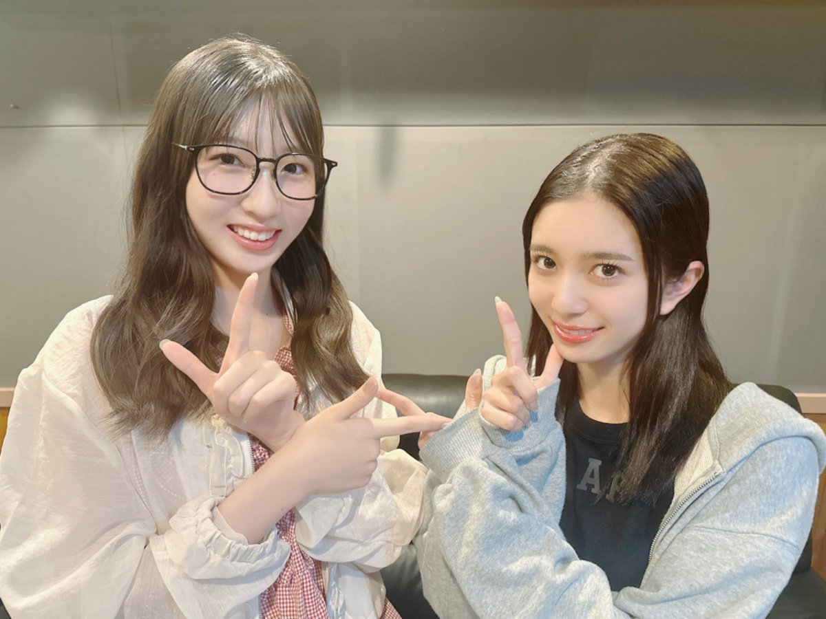fmfujiggg's tweet photo. 【井上玲音のMusic Letters】
#01ミュージック

ガオー🦁
#林仁愛 さん。
初登場ありがとうございました😄

メール募集中
👇9月のテーマ👇 
⭐️「ハマった映画やドラマ」
⭐️レイレコ
　「ずっと好き」
⭐️フツオタ
⭐️Dr.レイー

📩 rei@fmfuji.jp 
超！お早めにー🏃‍♀️
#juicejuice https://t.co/1OcZ56gFoW