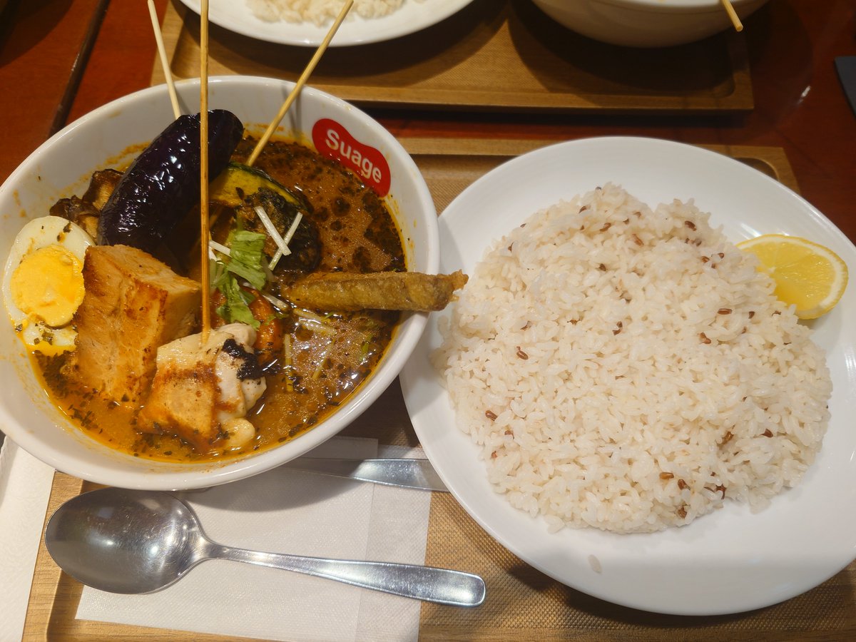 aooi_99's tweet photo. 同期とご飯🍛
#suage
#スープカレー https://t.co/nSCVHwjQvi