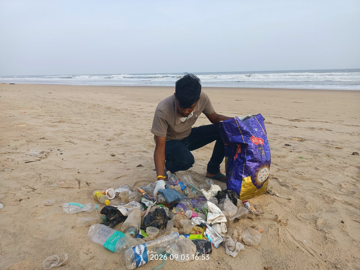 BapiGochhayat2's tweet photo. Till today - 443
This is my every day cleanup &amp; awareness drive at Paradeep Beach (Odisha) &amp; today I collected 15 kg of plastic waste.

Let’s make every action count towards cleaner coasts, healthier oceans, and a plastic-free sea. 🇮🇳
@moesgoi 
@SubrotoSkills
@ParveenKaswan https://t.co/6DOm7eNC0B