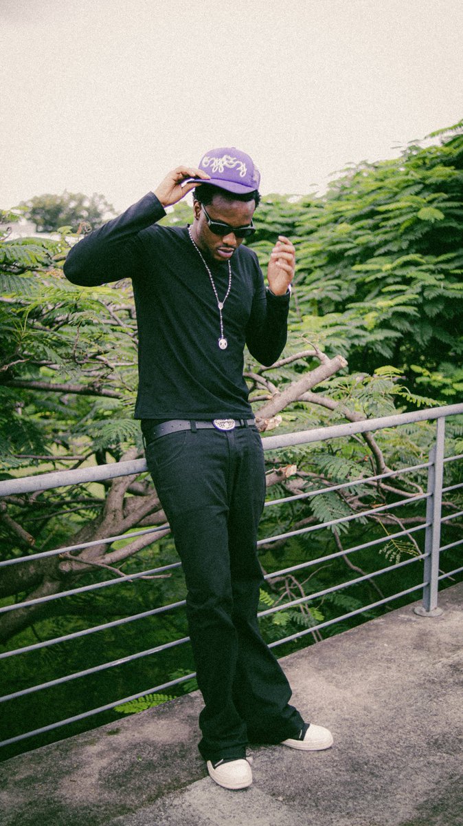 epitomOG's tweet photo. I’m gonn’ shine cos e sure for me
Psalm 91 cover me 🙏
These n*ggas been dey laugh my pain
When I win they all pray I fail
•
@Henggzforever #foreverpack https://t.co/pio9EcyBO3