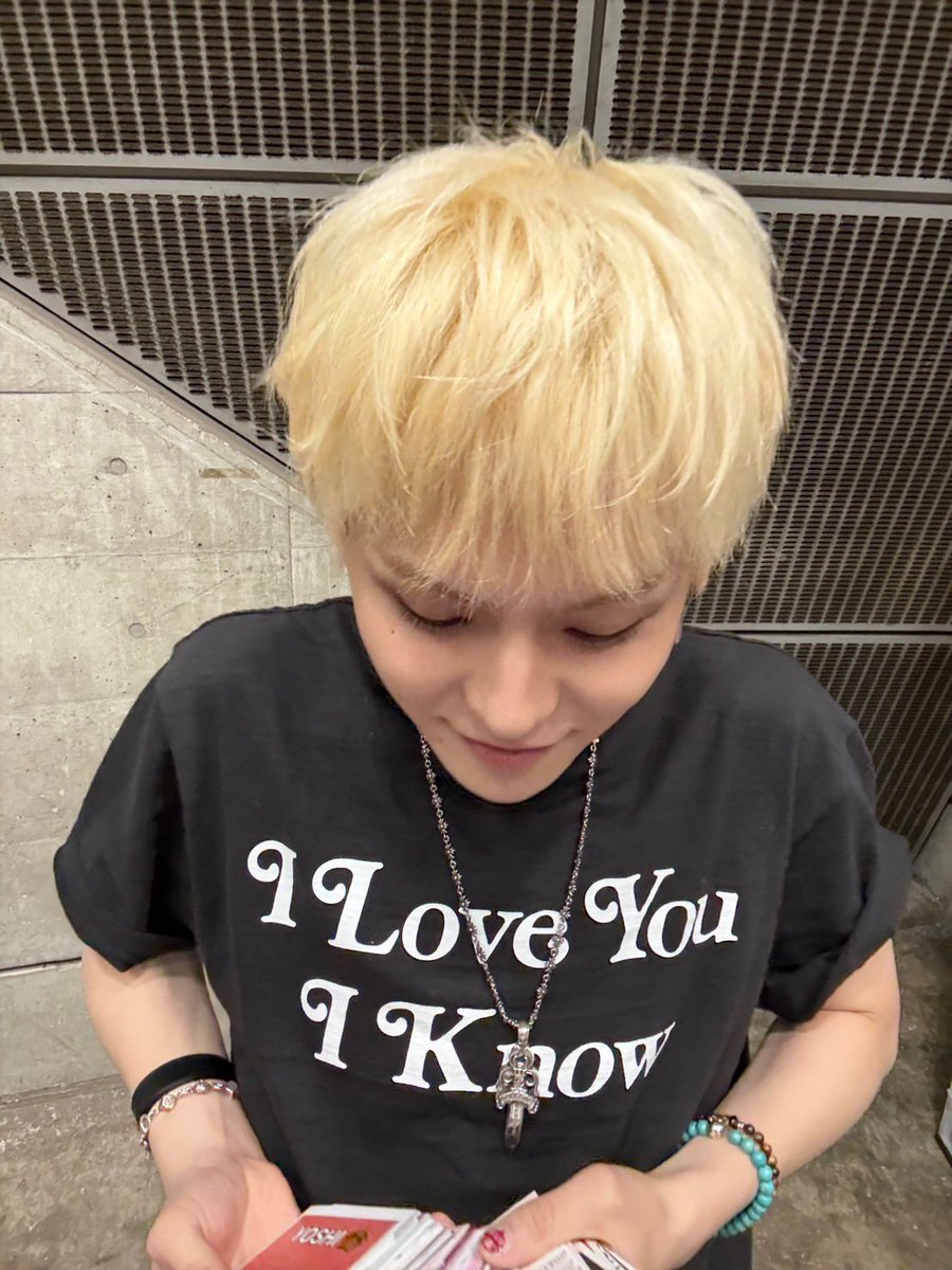 yoxiluv's tweet photo. 팬레터 flex😎 https://t.co/nYCsUfS2rH