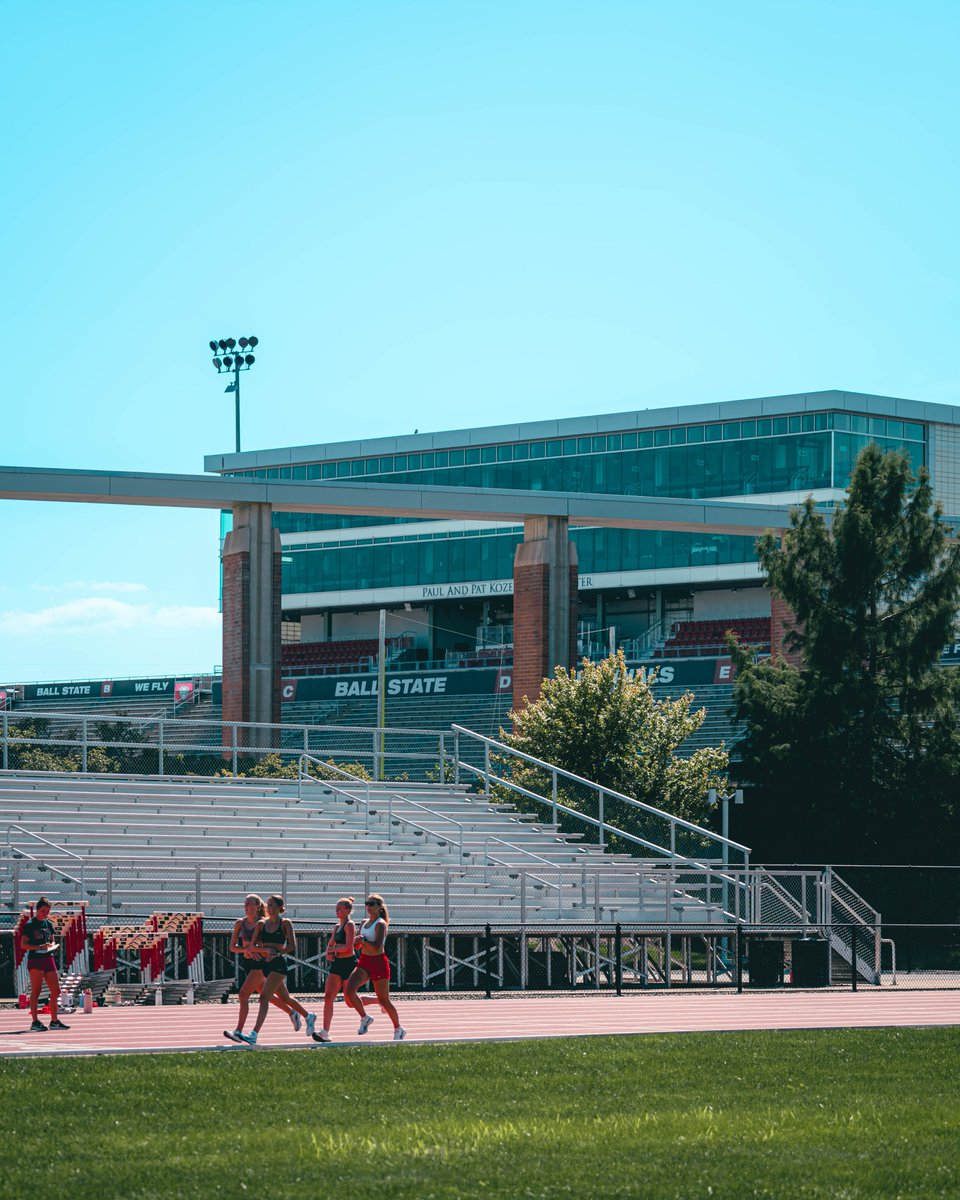 BallStateTFXC's tweet photo. This time tomorrow, the hard work pays off!

We're 24 hours from the start of our first meet of the season!!

PREVIEW: https://t.co/VZ88xFgwSZ

#WeFly x #ChirpChirp https://t.co/McqA8pbkd7