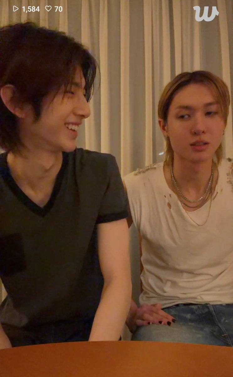 eomcoertis's tweet photo. AYOO MARTIN AND JUHOON LIVE IN JAPANNN!! https://t.co/WHRuPGSCHD