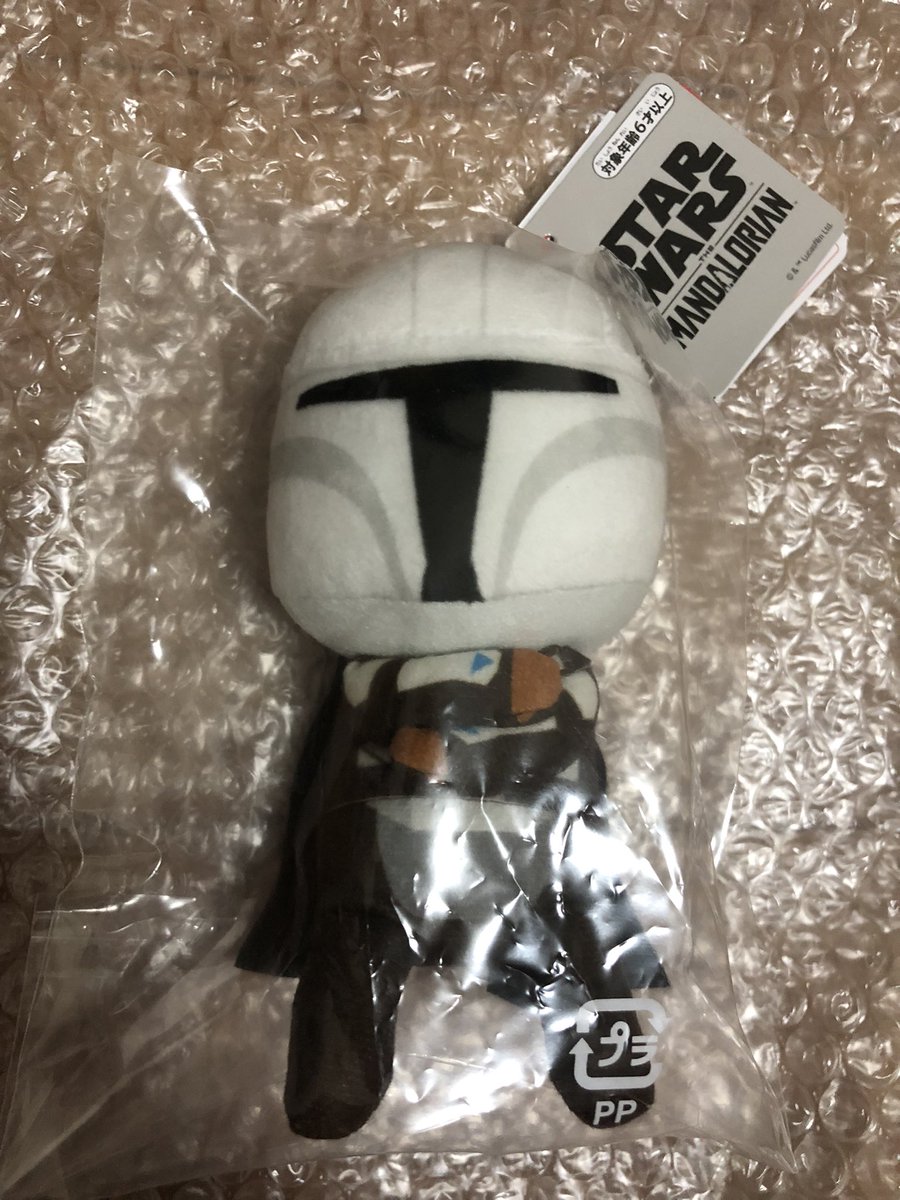Gitimalya's tweet photo. 【譲渡】マンダロリアン　スターウォーズ

譲: ディン・ジャリン
求: 定価＋送料

袋のまま飾っておりました。袋は元よりシワなどありますのでご了承いただける方のみお願いいたします。タグ付き。
厚みがあるので、定形外郵便(規格外)を予定。振込先ゆうちょor PayPay。
検索からもお気軽にどうぞ。 https://t.co/ZNgqbv4aVk