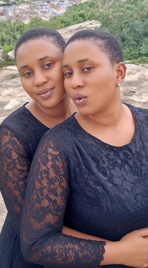 SuccessSorle's tweet photo. Double the grace, double the glow 
Twins grown beautifully together https://t.co/PsiFp8ar1M