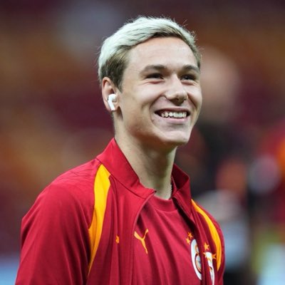 batragov83's tweet photo. #YeniProfilResmi https://t.co/gVYxm7tKlV