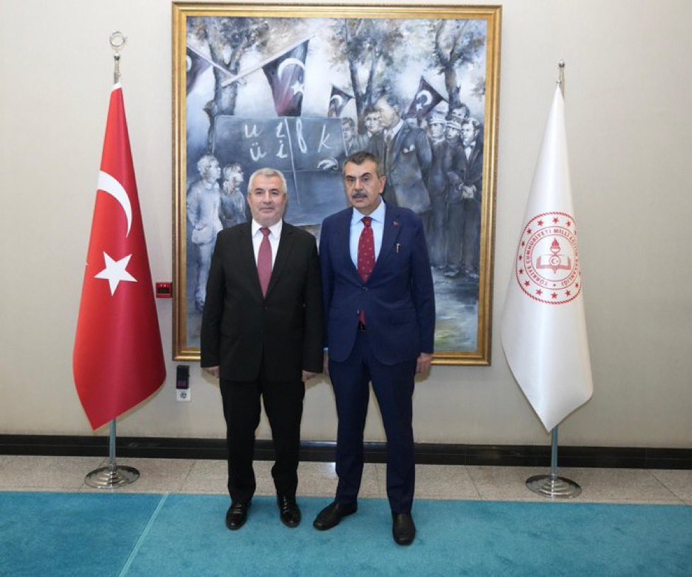 edipuzen's tweet photo. ÖSYM Başkanı Bayram Ali Ersoy, Milli Eğitim Bakanı Yusuf Tekin’i ziyaret etti. 

Başkan Ersoy, yeni dönem planlamalarımız ve sınav süreçlerimize dair istişareler gerçekleştirdik dedi. https://t.co/wYPvSg5sm0