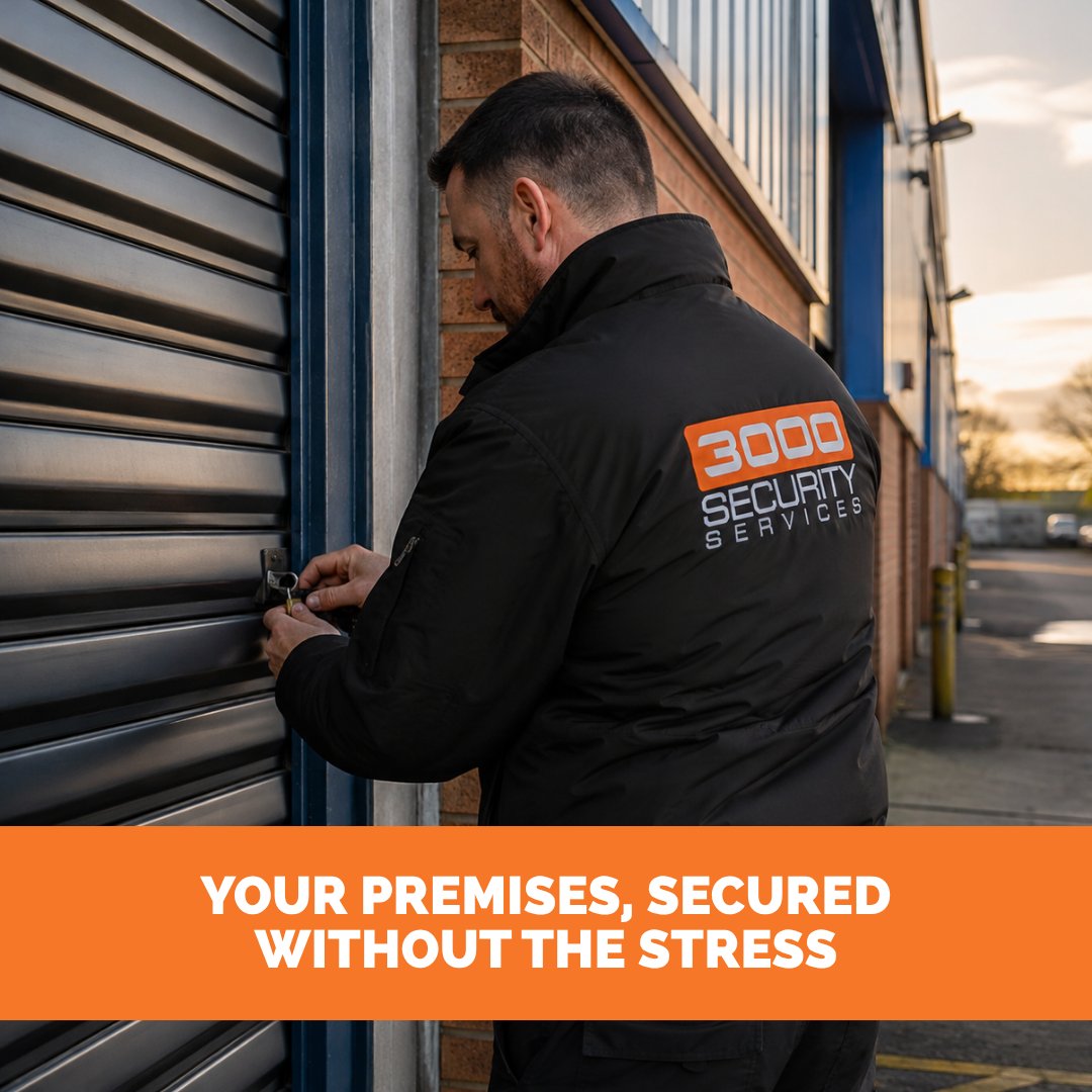3000Security's tweet photo. Who’s responsible for opening up early or locking the premises after everyone else has gone? 🔑

Our locking and unlocking service takes that responsibility off your employees while helping maintain a consistent security routine.

🔗  https://t.co/hzp1qqjDH7

#keyholding https://t.co/snppRXOmOM