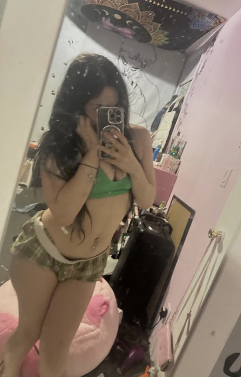 prettyprblems44's tweet photo. ever had a cuban american mixedd??😋
#nsfwtwt #nsfw https://t.co/EOfeHlVudu