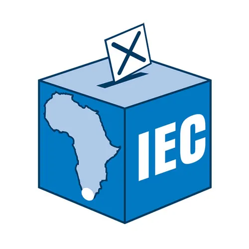 Powerfm987's tweet photo. [ON AIR]IEC records 43% surge in candidates ahead of November local government elections.

@Makhanya1937 is in conversation with  legal counsel at the Institute of Election Management Services in Africa, Nkululeko Tselane. 

#POWERTalk https://t.co/swvThILPzg