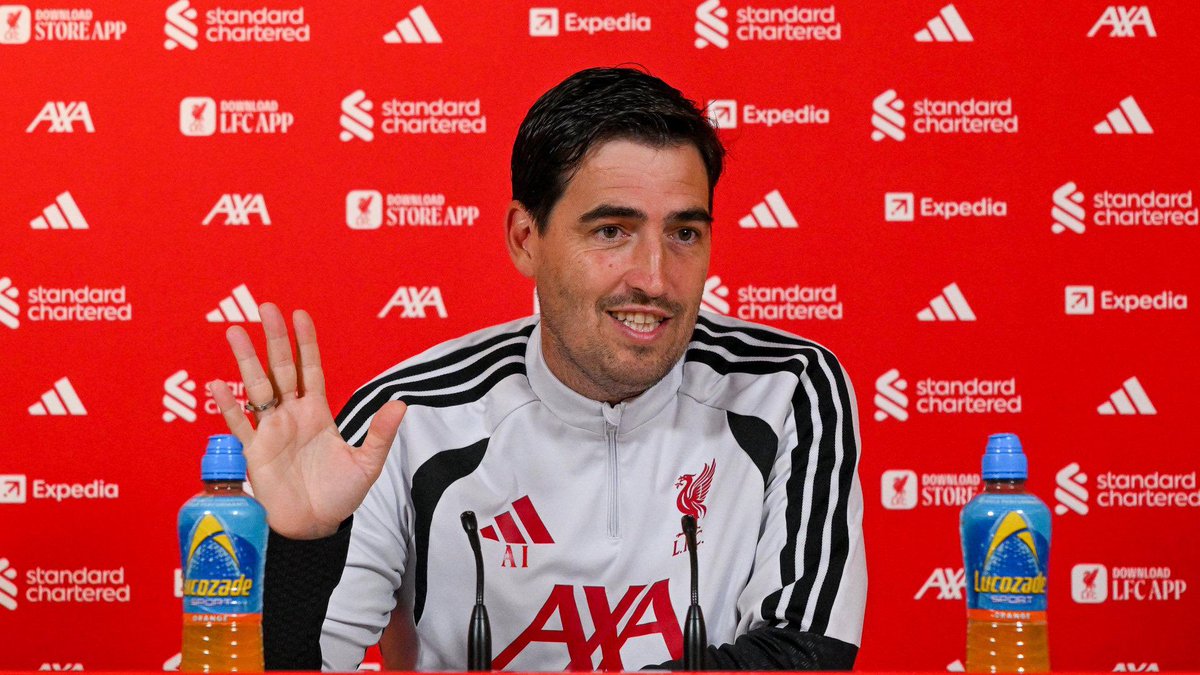 AnythingLFC_'s tweet photo. 🗣️ Andoni Iraola on right-back and midfield cover:

“Challenge in the squad now is we don't have Conor Bradley there at right-back. That's why I value Dom [Szoboszlai] at right-back as he can play there. Versatility in the player helps us go through the moments when we have injuries. 

In midfield we have good numbers. Now it's a matter of getting the right calls from myself. I'm finding now the best combinations and we are going through a period now where we will play a lot of games and we'll have a chance to see the options we have and the combinations we have. It's a matter of coaching.”