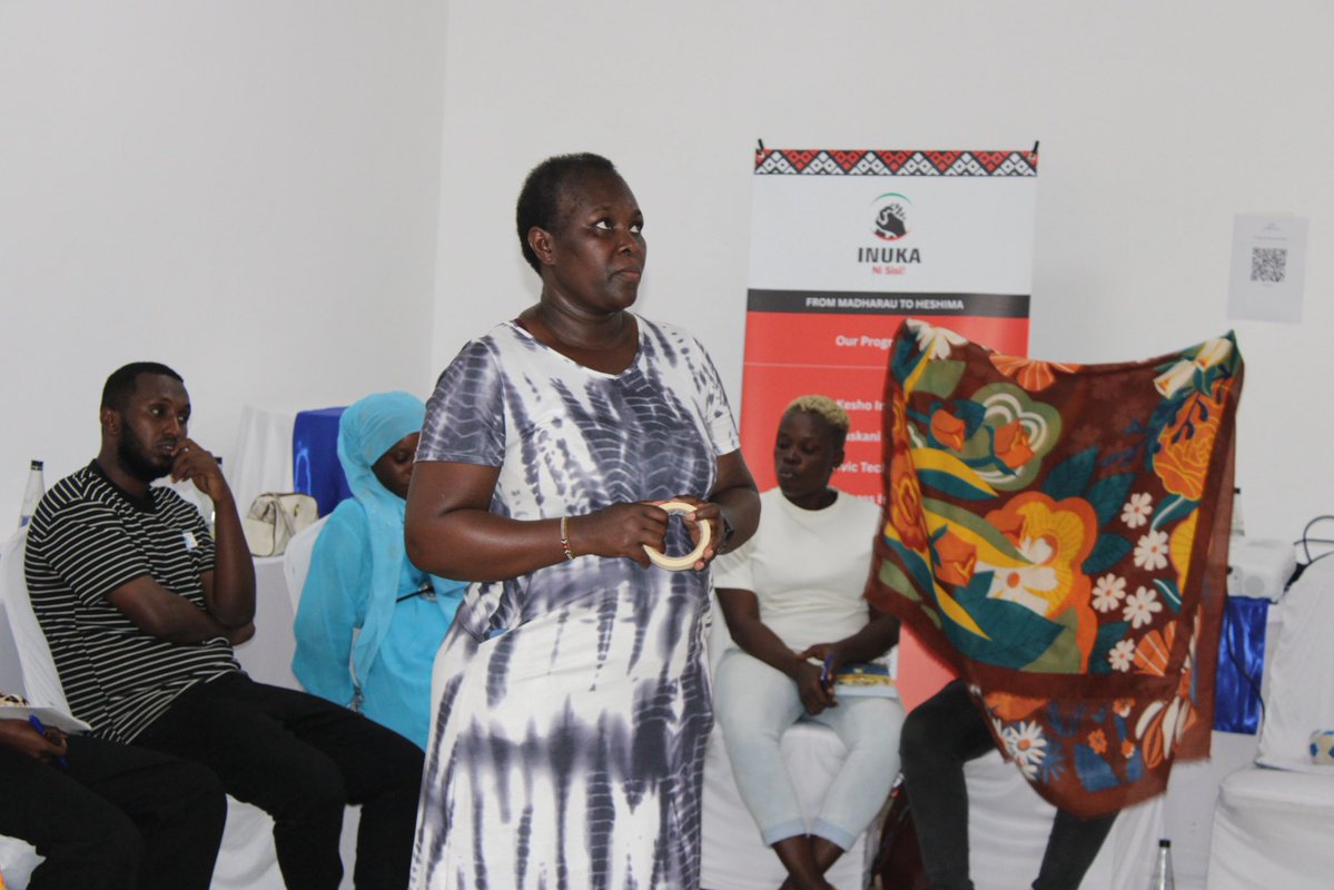 Shamir_Activist's tweet photo. Members of Maskani Mombasa hub are participating on a 2 day wellness session under @nisisikenya where HRDs are being taken through personal wellness, how to work on economic wellbeing as they do their day to day community advocacy. 

One thing which is coming out clear is that, HRD’s are human beings like others and are not unique and special in matters pertaining health, financial stability and social development. It’s advisable to retreat and have self-care from the civic space when you feel burn out and also consider sharing out to close allies within the space. 
@Maskani254 @EAWellness @Honeyfarsafi @Kibet_bull @MHTalkCentre @_James041 @harietmuganda16 @T4S_KENYA 

#MombasaHubWellness