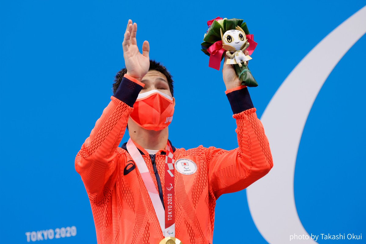 ＼#1日1ソメ／

東京2020パラリンピックでメダリストに授与された
「ビクトリーブーケ」には #ソメイティ の姿が🌸

金、銀、銅、それぞれのカラーのソメイティが
栄光を掴んだ選手の手元を彩りました✨

大会を経て５年、先日行われた
東京2020パラリンピック5周年記念
スペシャルステージでは 