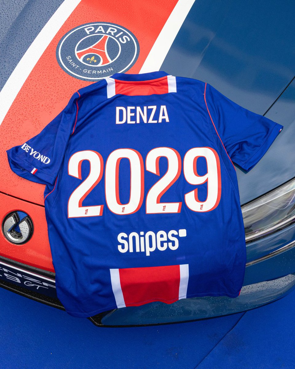 BYD_KSA's tweet photo. A new milestone with PSG, PSG feminines 🔴🔵  

Every player in the Paris Saint-Germain women's team now has a BYD. At a special event at the PSG Campus, Executive Vice-President Stella Li presented the keys, in the company of PSG CEO Victoriano Melero, with players from the men's team joining to meet the cars for the first time.  

Behind it is the three-year partnership announced in July, spanning global campaigns, exclusive content, fan experiences, and BYD and DENZA vehicles supporting the club day to day.  

A proud step for BYD and Paris Saint-Germain, powered by innovation and performance.  

#BYD #DENZA #PSG #BYDxPSG  

 إنجاز جديد يجمع BYD  وباريس سان جيرمان، الفريق الأول وفريق السيدات

أصبحت كل لاعبة في فريق باريس سان جيرمان للسيدات تقود سيارة BYD

وخلال فعالية خاصة في مقر تدريبات النادي، قدّمت نائبة الرئيس التنفيذي لـBYD ستيلا لي، مفاتيح السيارات بحضور الرئيس التنفيذي لباريس سان جيرمان، فيكتوريانو ميليرو وبمشاركة عدد من لاعبي الفريق الأول للرجال الذين حضروا للتعرّف على السيارات عن قرب للمرة الأولى  

ويأتي ذلك ضمن الشراكة الممتدة لثلاث سنوات، والتي أُعلن عنها في يوليو، وتشمل حملات عالمية، ومحتوى حصري، وتجارب مميزة للجماهير، إلى جانب سيارات BYD و DENZA 
التي تساند النادي في مختلف احتياجاته اليومية  
BYD خطوة نفخر بها في مسيرة
وباريس سان جيرمان، تجمع بين الابتكار والأداء
