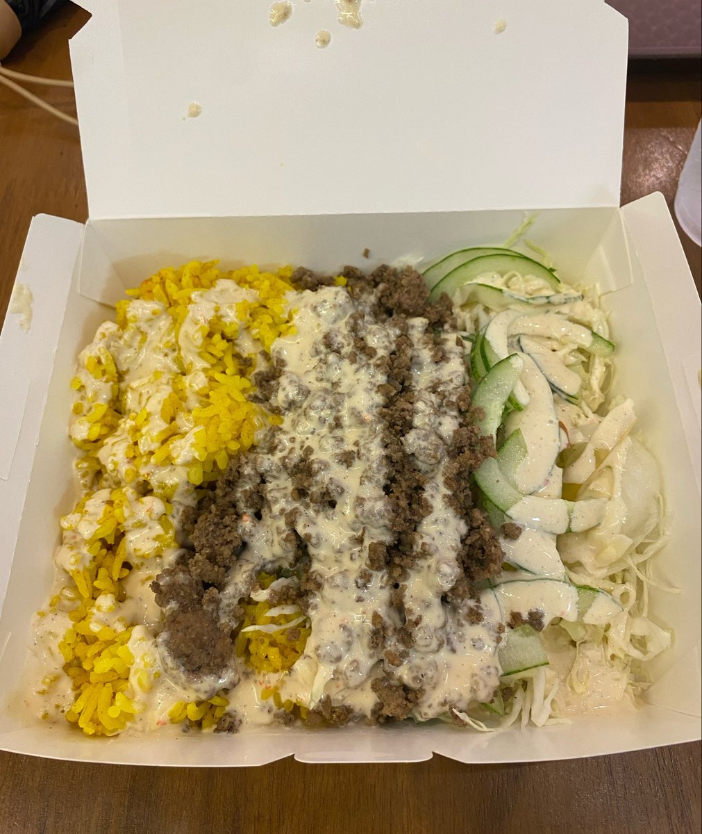 ankeldags's tweet photo. gets niyo ba ako sa mild minced beef classic rice ng jafars 😋😋 #foodtwt https://t.co/ByFyJcMSfp