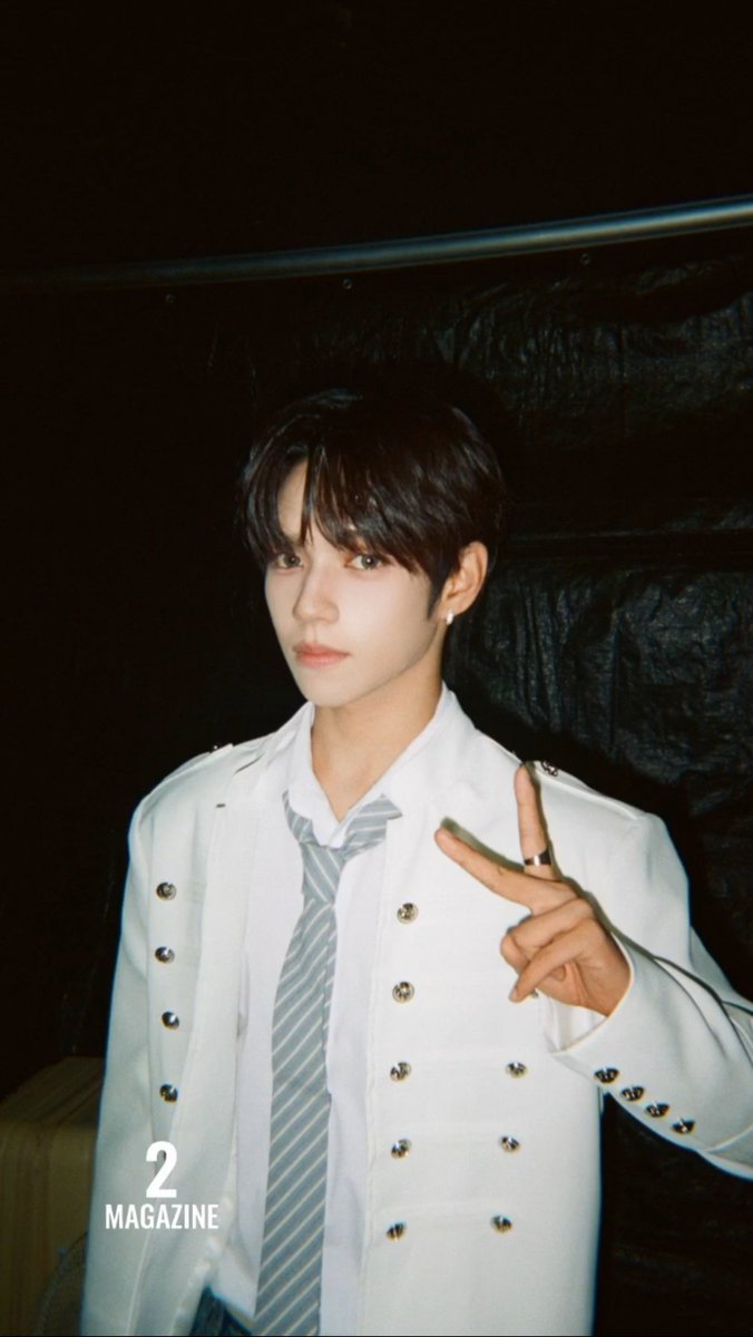 MatchaStar0421's tweet photo. Double Mag 📸✨ '2026 KWDA' 
#제이엘 #JL
#아홉 #AHOF https://t.co/c92ceRCPp4
