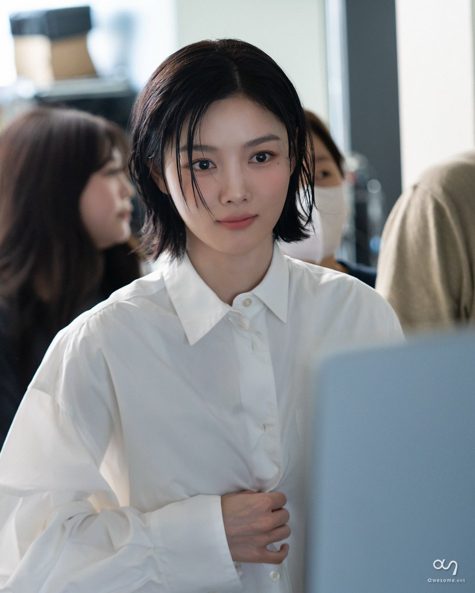 ausmiers's tweet photo. 여기 유정이 진짜 남편감 그 자체임… 나랑 결혼하자 https://t.co/eUUyUsnUP0