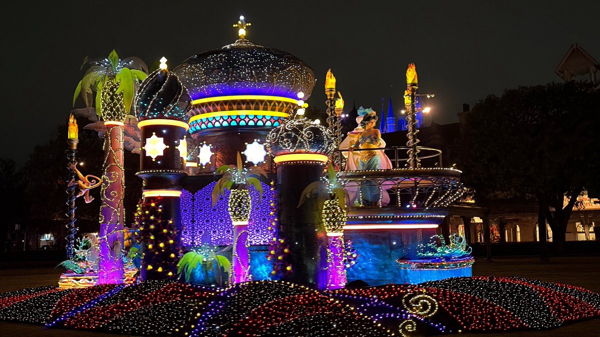 yumee_misaki's tweet photo. 夢の国🐭🏰♡ https://t.co/jZ5Ugo1J3V