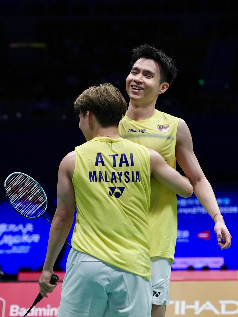 PYW050122's tweet photo. Even the BWF admin is rooting for this duo hahaha 😂❤️ 

📸: IG BWF 

#AaronTai #SohWooiYik #ChinaMasters2026 https://t.co/KUMSnZjdtj