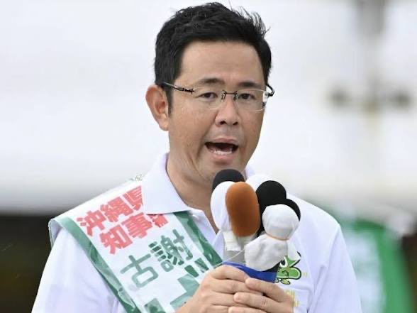atu0511's tweet photo. 沖縄那覇市の若い方々へ
今、色々と選挙情勢が出ていますが。。
まだ、古謝げんたさんが玉城デニーに
数ポイント負けてる状況なんです。
2人の政策見て、選挙に行ってくれませんか？将来の沖縄の為に古謝げんたさんに投票してくれませんか？沖縄の為、日本の為
にも古謝さんの力が必要なんです。
どうか選挙に行って投票をよろしくお願いいたします。