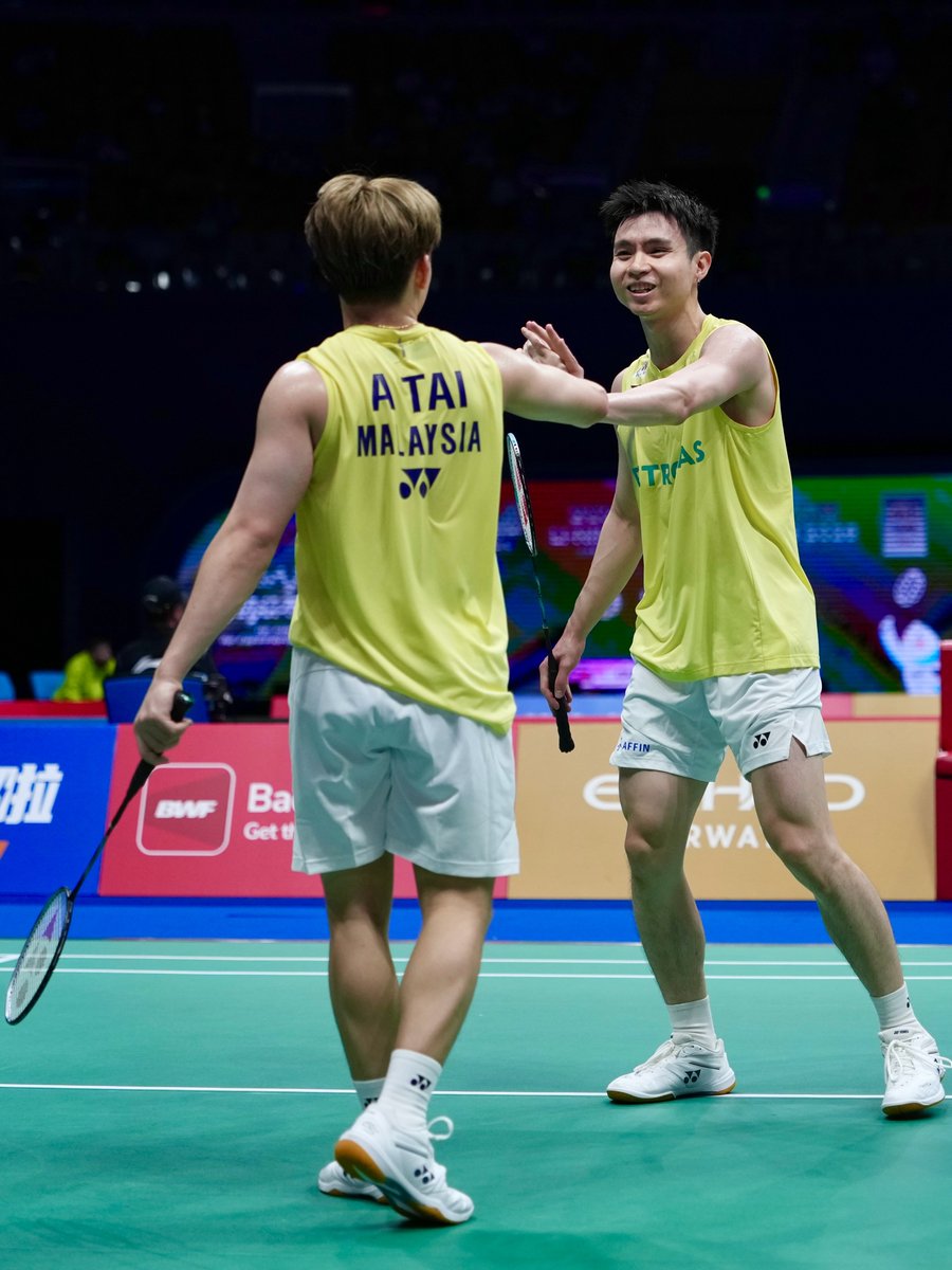 PYW050122's tweet photo. Even the BWF admin is rooting for this duo hahaha 😂❤️ 

📸: IG BWF 

#AaronTai #SohWooiYik #ChinaMasters2026 https://t.co/KUMSnZjdtj