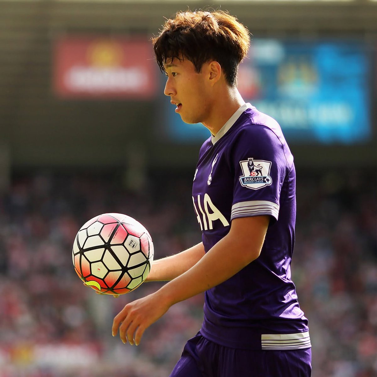 Footballtweet's tweet photo. 📅 On this day, 11 years ago, Heung-min Son made his debut for Tottenham Hotspur and went on top become a club legend. ✨🇰🇷

🏟️ Games: 411
⚽ Goals: 164
🅰️ Assists: 84

🏆 Europa League
🥇🥇🥇 Premier League POTM
🥇 Premier League Goal of the Season
🥇 Puskás Award
🥇 Premier League Golden Boot