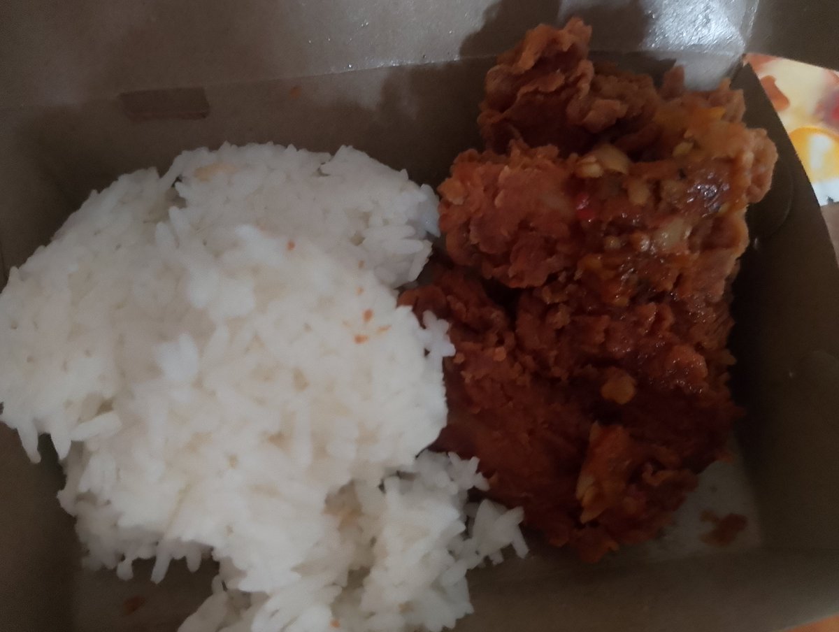 alkaqt's tweet photo. ayam geprek ga digeprek. https://t.co/xDOei7QUco