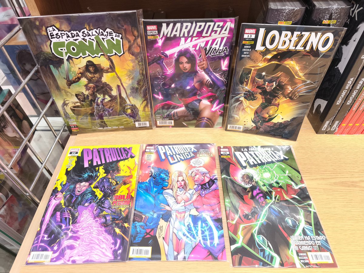 La_Orda's tweet photo. Novedades de cómic americano y europeo a la venta en La Orda 🙂
#comics #novelagrafica #tiendadecomics #tiendadecomicsdevalencia #laorda https://t.co/v2R69KxYmb