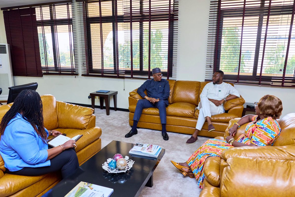 peacefmonline's tweet photo. Ghana’s High Commissioner-designate to Nigeria, H.E. Baba Sadiq Abdulai Abu, has officially assumed duties at the Ghana High Commission in Abuja, beginning his diplomatic assignment in Nigeria.

#peacefmonline https://t.co/HOsVZjvbiP