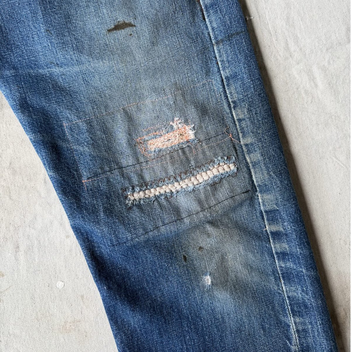 NakiaCaropr's tweet photo. Amazing pair of Levi’s. Great wear and details throughout, with all original repairs. One of my favorite pairs of pants I’ve owned. https://t.co/ZLnNopQPq4
