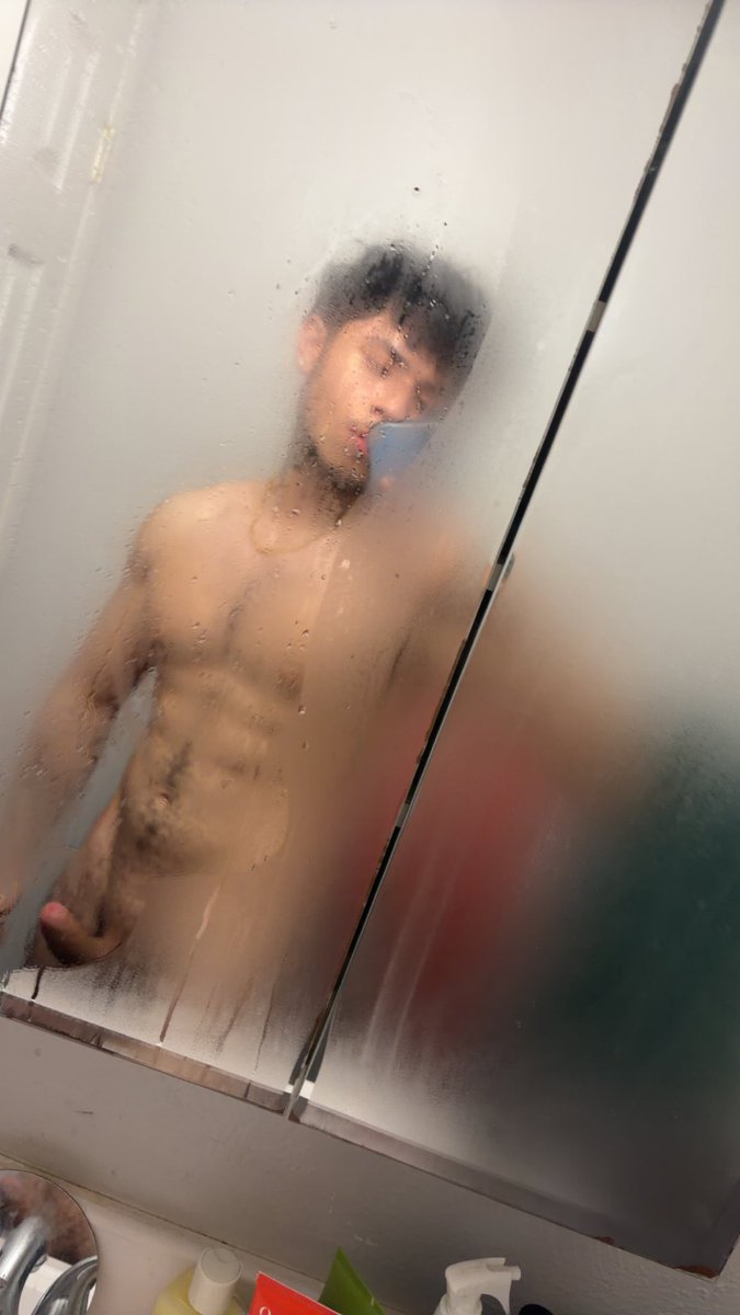 vicdik2big's tweet photo. I need new collabs🫠 I’ve been thinking of doing a OF #nsfw #of #onlyfans #content https://t.co/SvbEIjPzjm