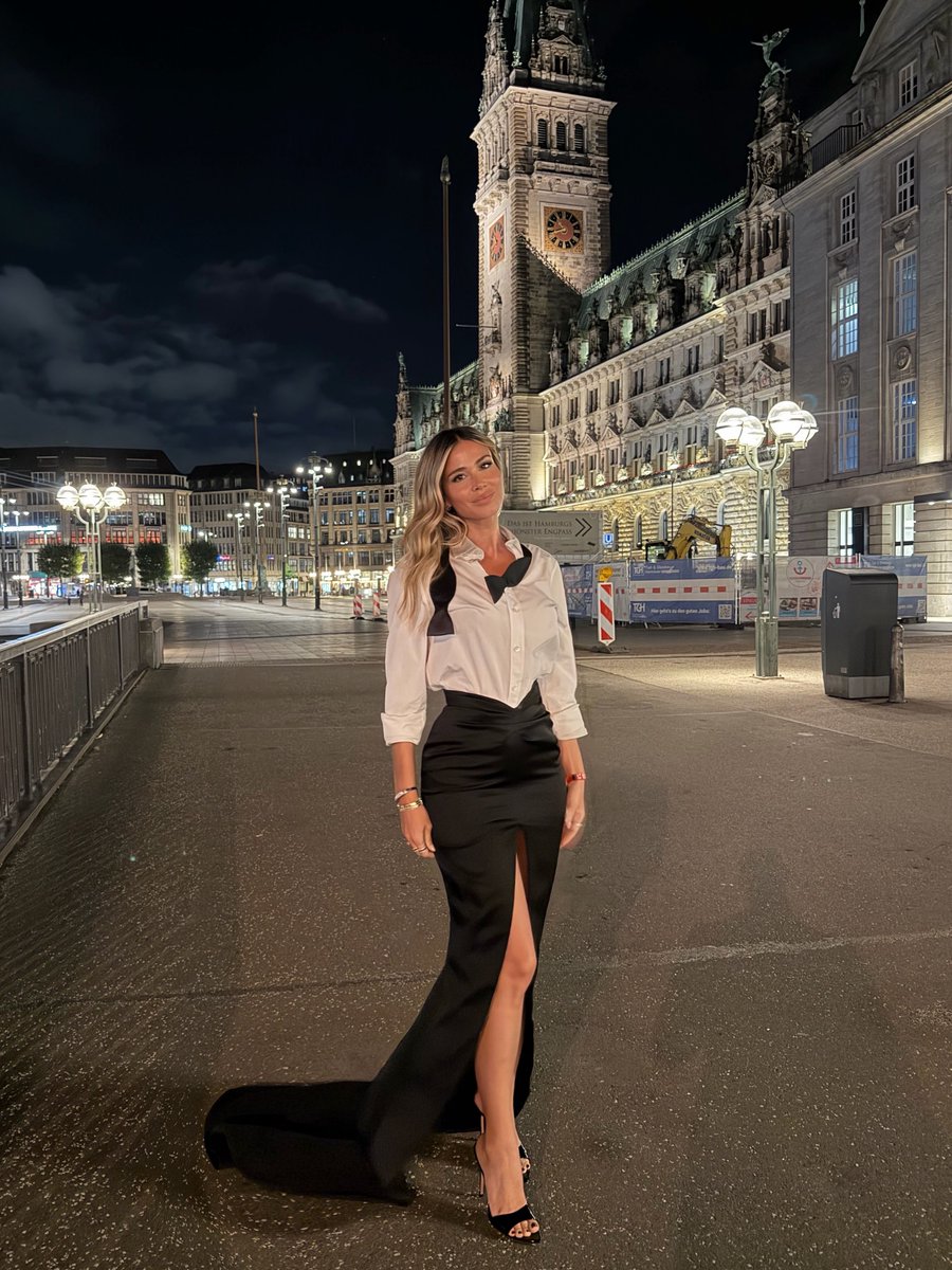DilettaLeottaIT's tweet photo. Luxury Diletta Leotta

#dilettaleotta https://t.co/ByfbPeAQnG