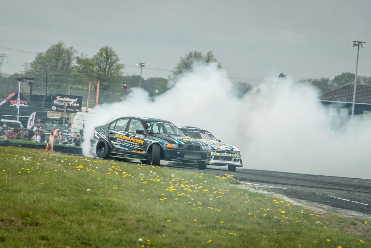 AliaSmoliku3pp's tweet photo. Japfest done and dusted. Round 1 of the Irish Drift Series was unforgettable—throwing it over the hill in front of 16, 000 people was surreal. Despite fuel and diff issues, the team got us back out. Qualified P32 with 87. 3, learned loads, and https://t.co/O8LlaGszvi