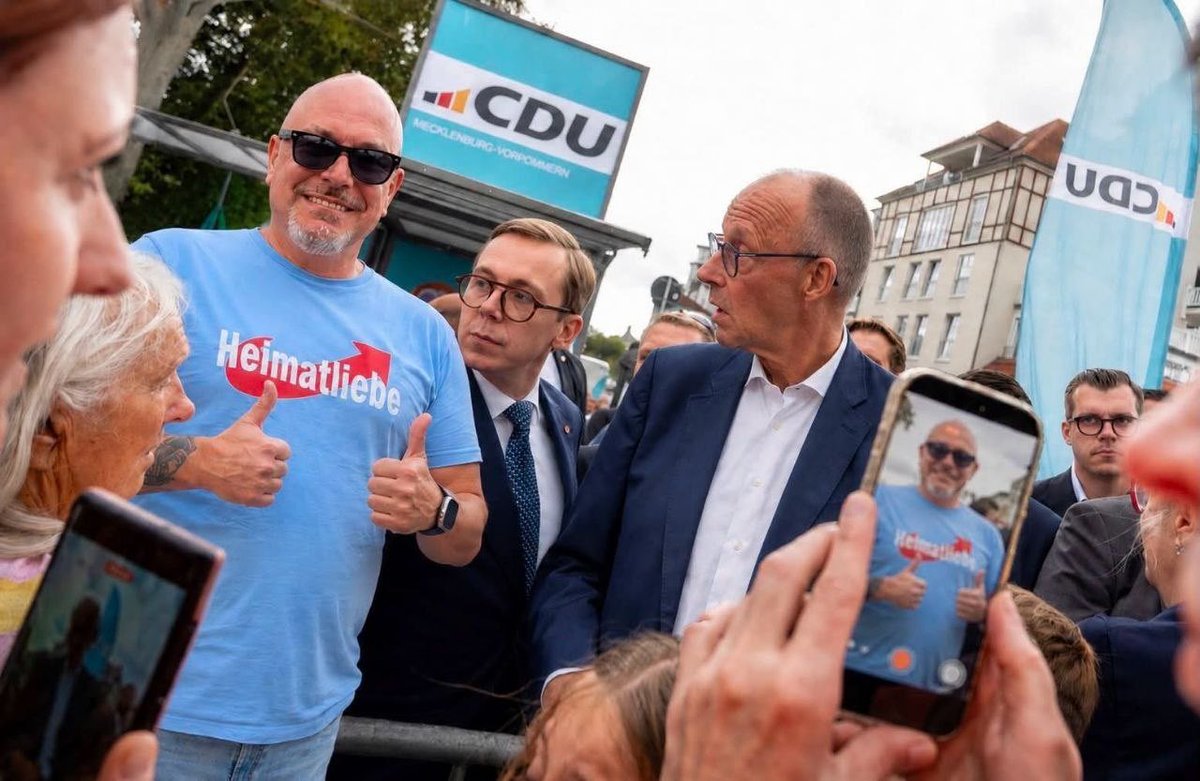 rotrunner_ber's tweet photo. Das ist für mich das Bild des Jahres 2026! https://t.co/BlavPwseGe