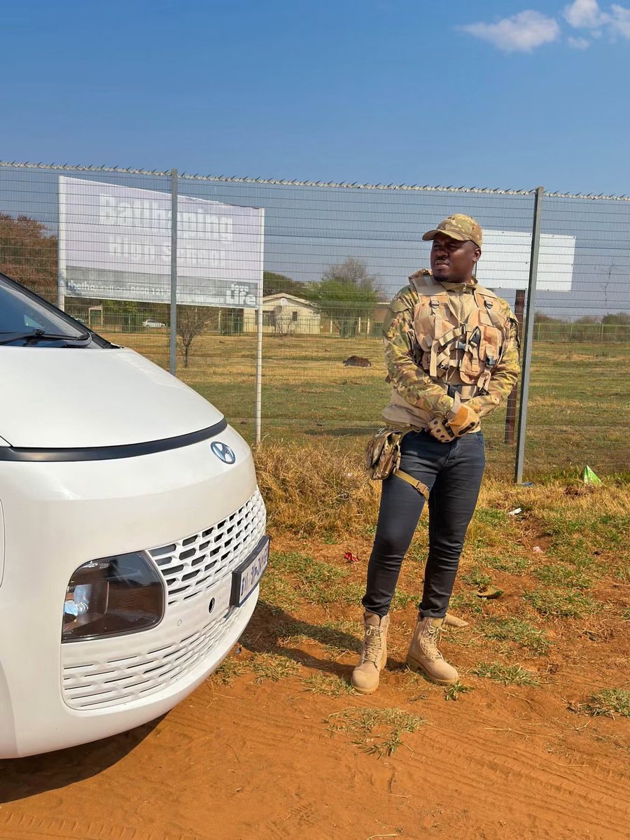 Kgadi_yaMoloto's tweet photo. Prince is in Taung today, paying this rascal a visit. Fetch them one by one.🤌🙏🏿 https://t.co/FMDv6yu5Uq