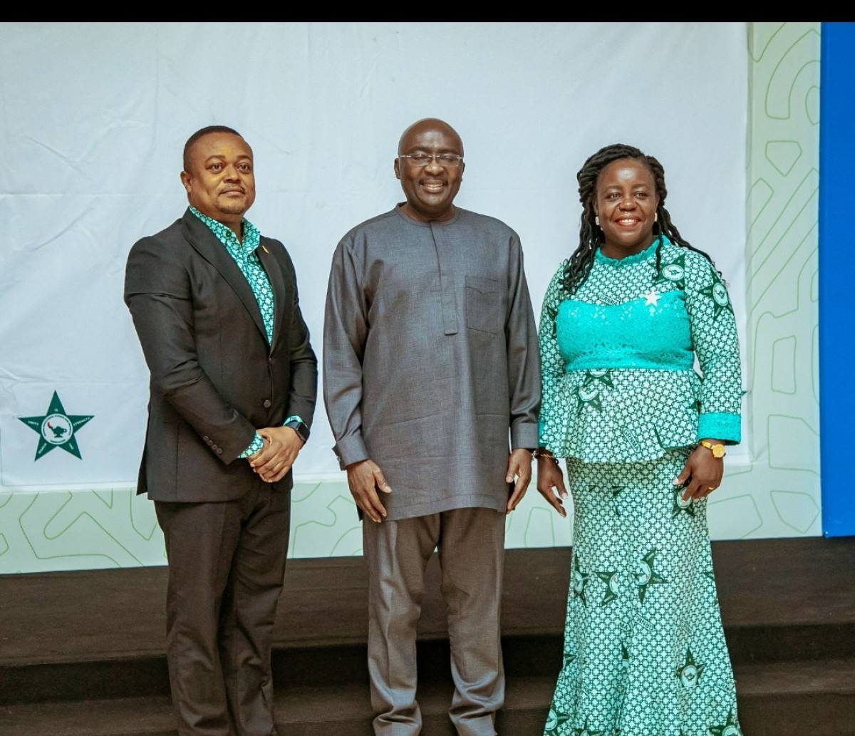 peacefmonline's tweet photo. Nurses And Midwives Must Be Seen As Indispensable In Ghana's Healthcare System - Bawumia

https://t.co/Nlc5m9Mfg8

#peacefmonline https://t.co/gAwscLu6sf